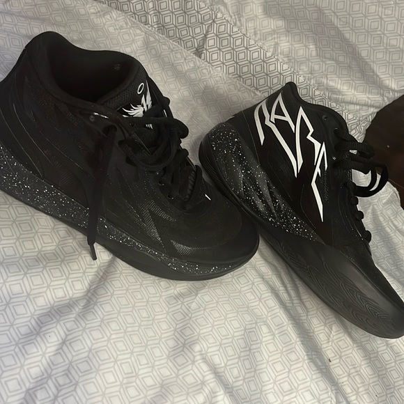 PUMA LAMELO (NOT FROM HERE) BASKETBALL SHOE (SIZE 6) - Picture 4 of 4